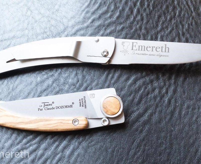 Couteau pliant personnalisé par gravure laser sur lame- Emereth- Rennes